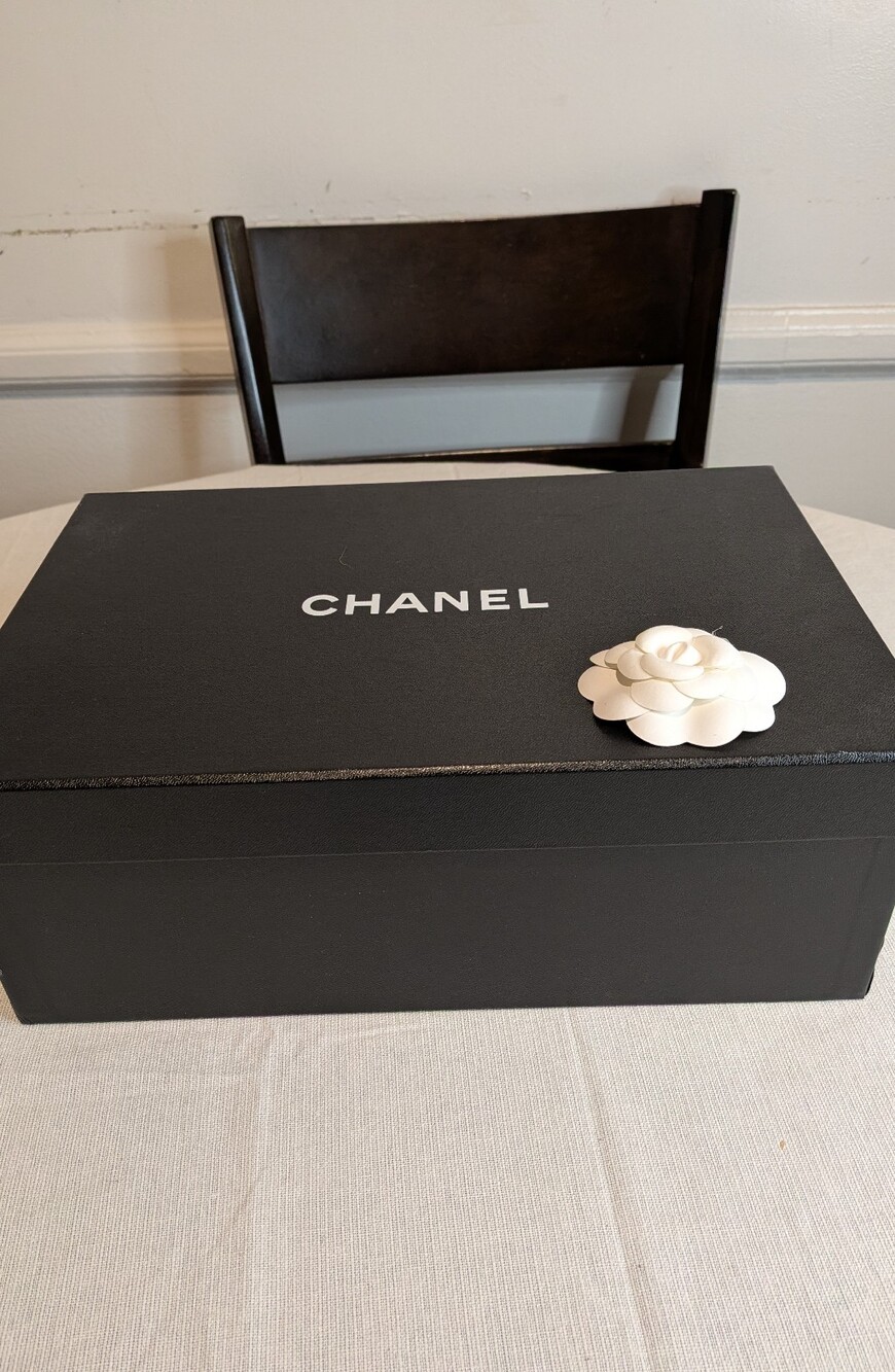 CHANEL Empty Gift Shoes Box